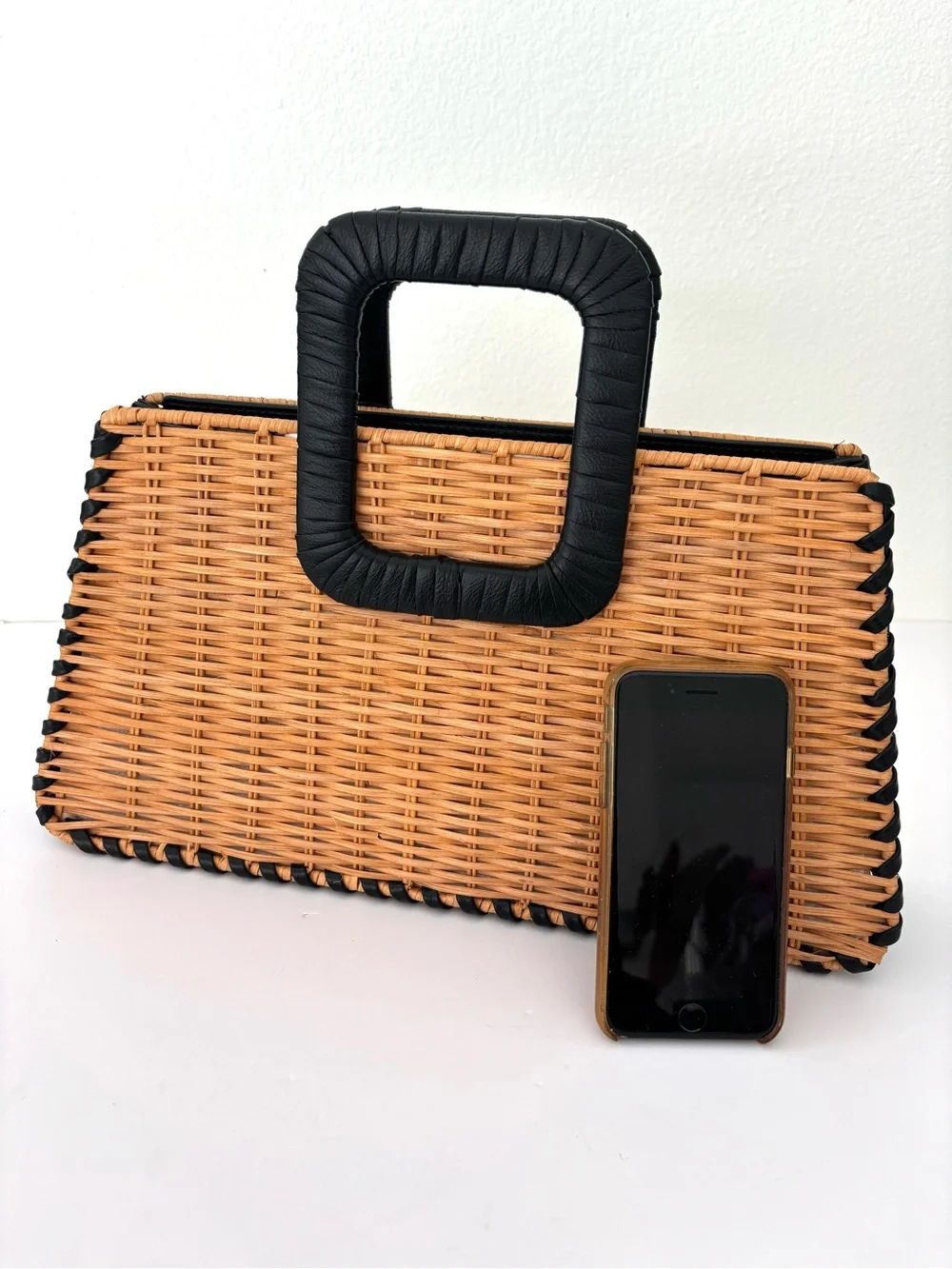 BCBG Natural Wicker Black Whipstitch Bag NWT Square Handles Crossbody